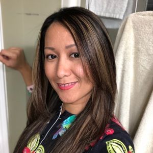 Meet your Posher, Leonora